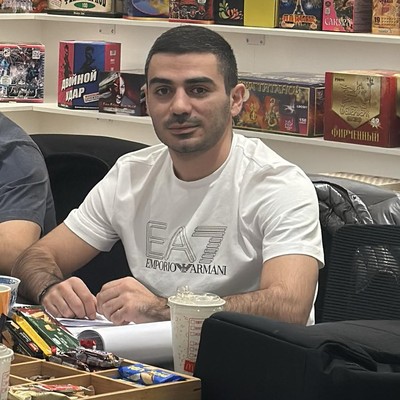 Арустам Петросов