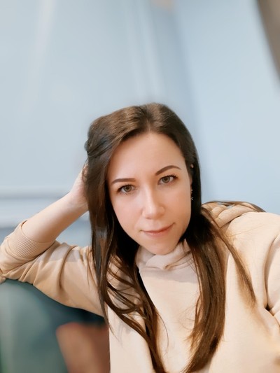 Анастасия Попова