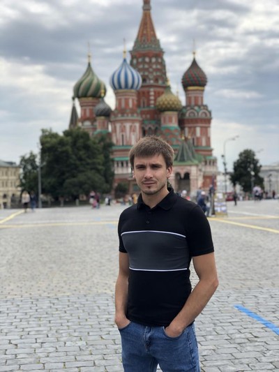 Александр Иващенко