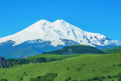 Заур Хутов