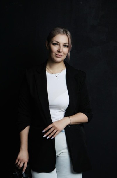Ирина Угрюмова