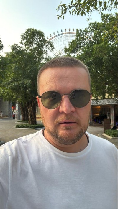 Алексей Иванов