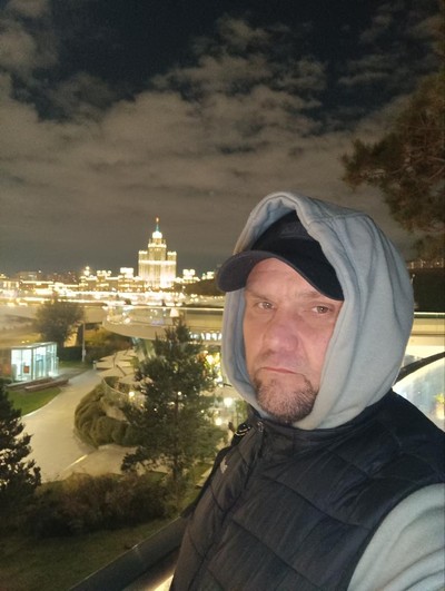 Сергей Комаров
