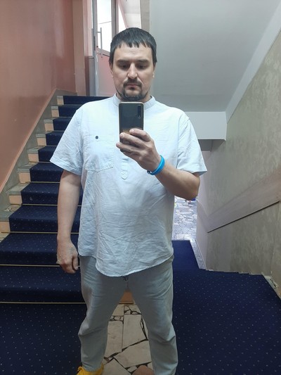 Александр Бузинский