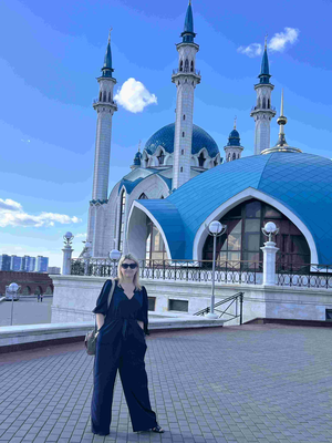 Анучина Елена