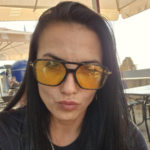 Мухина Дина