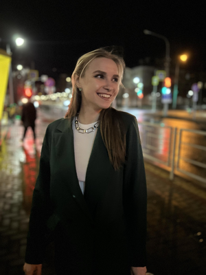 Арсеньева Елена